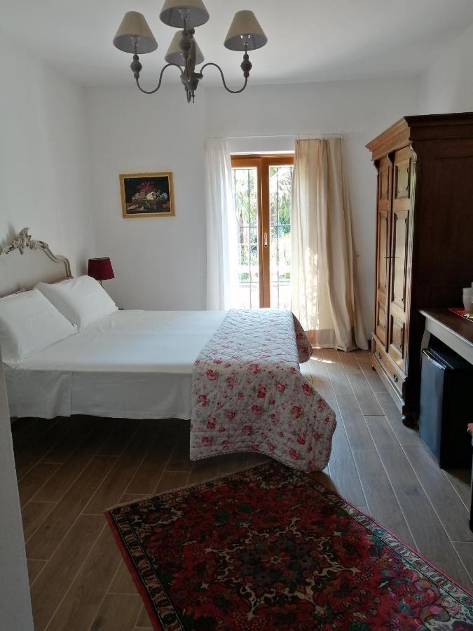 Al Rustico Hotel Torbole Sul Garda Kültér fotó