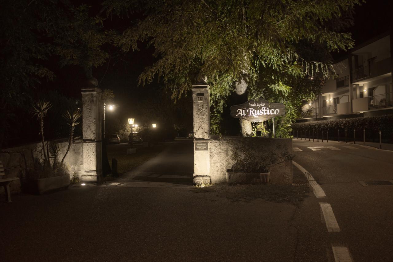 Al Rustico Hotel Torbole Sul Garda Kültér fotó
