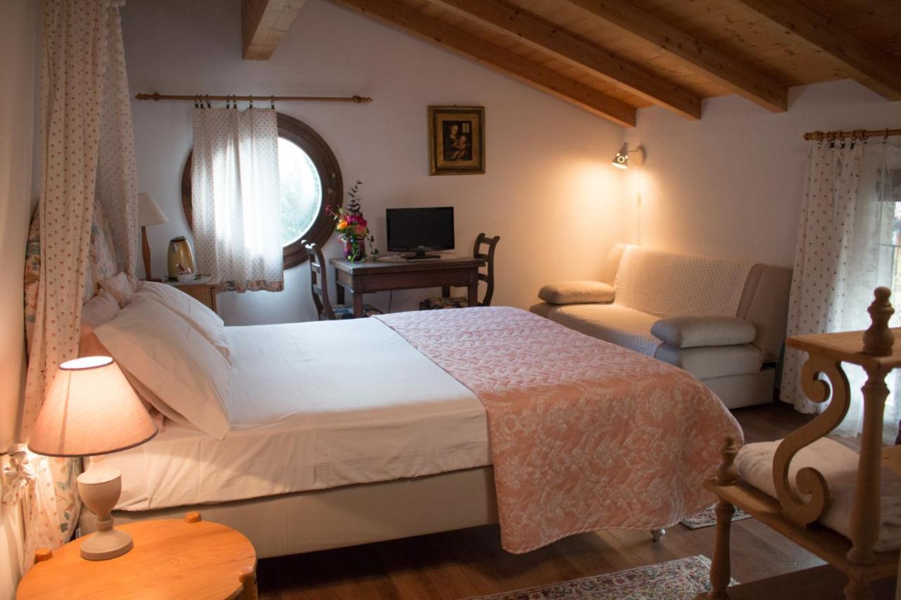 Al Rustico Hotel Torbole Sul Garda Kültér fotó